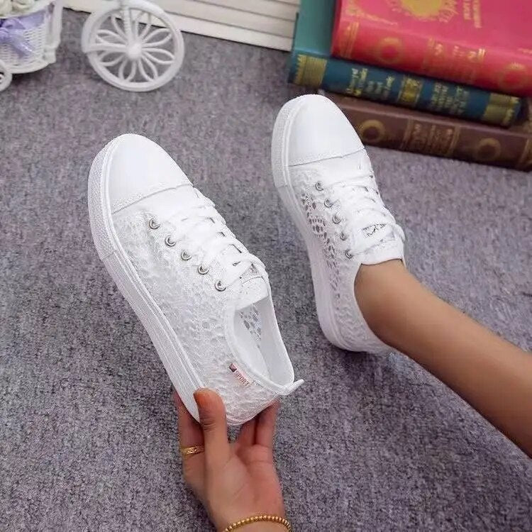 Roxana - Eleganz zu den lässigen Sneaker-Schuhen | Sneakers mit Schnürverschluss