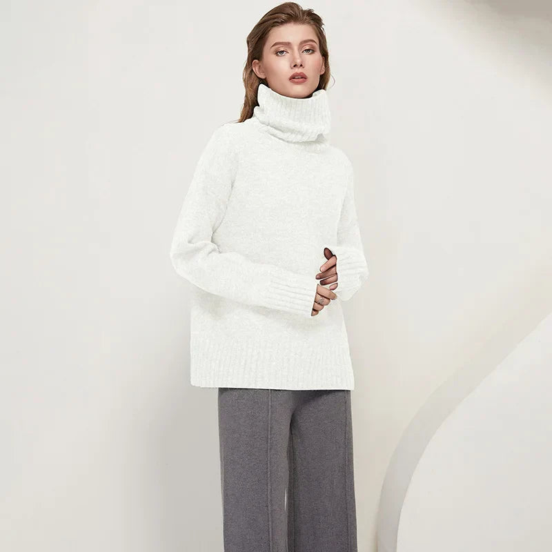 Brenda - Weicher Kaschmir-Rollkragenpullover mit Rippbündchen