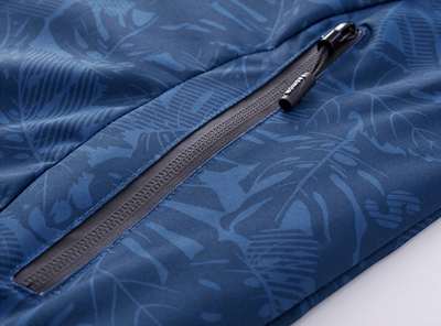 Damen Windjacke mit Kapuze – Leichte, wasserdichte Outdoor-Jacke mit floralem Print in Blau oder Rosa