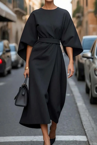 Sofia | Zeitlose Eleganz in Schwarz