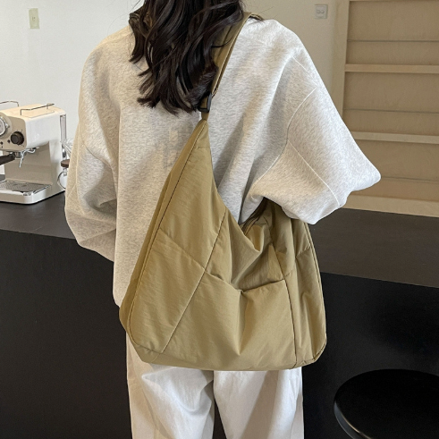 MIRELLA ESSENZ - Erde