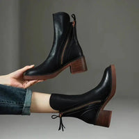 Elegante Damen Lederstiefeletten in Schwarz