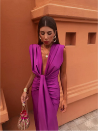 Isabelle - Partykleid mit tiefem Ausschnitt in Lila