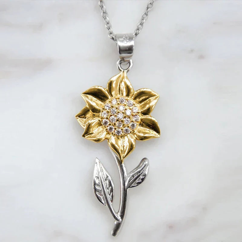 Goldene Damenkette aus Sterlingsilber mit Sonnenblumenanhänger – Marélie