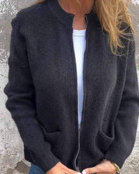 Strickjacke Damen - Langer Cardigan mit Reißverschluss und Fronttaschen, Lockere Passform für Alltag und Büro in Schwarz