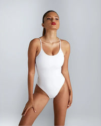 Alejandra® | Einteiliger Badeanzug für Damen in Weiß