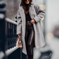 Kuschelig elegante Kunstfell-Kapuzenjacke - Irma in Grau