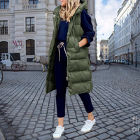 Elegante Damen | Lange Steppweste für den Winter in Militärgrün