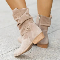 Damen Stiefeletten aus Wildleder mit Schnallen-Details und flachem Absatz – Stilvolle Herbst- und Winterboots in Beige