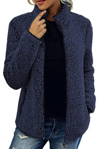 Warme Jacke mit hohem Kragen und Reißverschluss - Willa in Marineblau