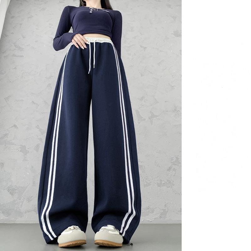 Tayra | Weit Geschnittene Jogginghose Mit Doppelseitigem Streifen
