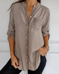 Ada | Legere Bluse mit Paillettenknöpfen in Khaki