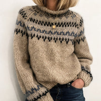Oona - Komfortabler isländischer Rollkragenpullover in Taupe
