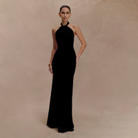 Adrianna | Damen Maxi-Halterkleid Fließend Elegant in Schwarz