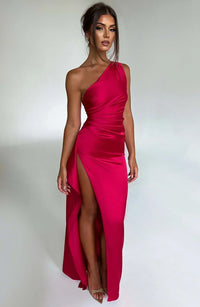 Sofie - Sommerchic Luxus Satin Silhouette in Rot