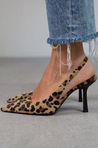 Liorina | Khaki Pumps mit Leopardenmuster und spitzem Zehen in Khaki