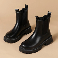 Esther | Damen Chelsea Boots | Schwarz in Schwarz