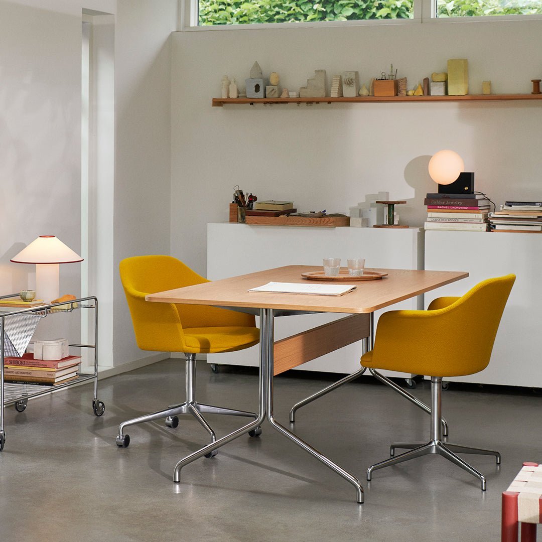 Tischlampe mit Stoffschirm – Lunara