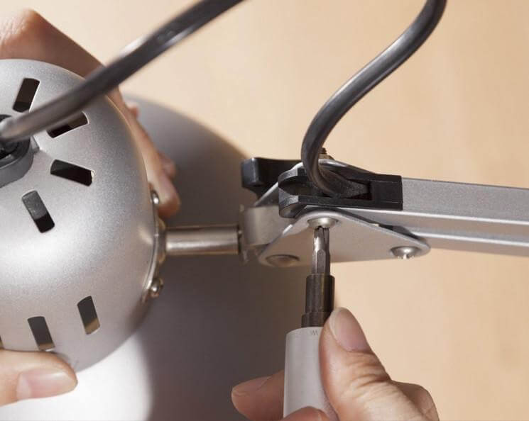 Drahtloser Elektroschrauber – Vortex