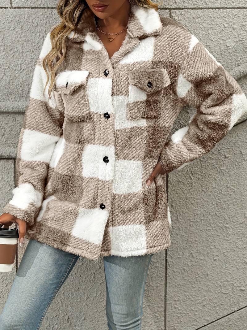 Emma – Gemütliche karierte Shacket mit Button-Down-Front | Weiche, karierte Fleece-Hemdjacke in neutralen Tönen