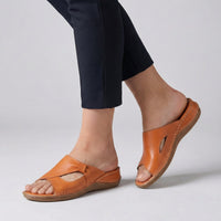 Elisabeth | Damen Bequeme Sandalen Flache Mule-Sandale mit Cut-Out-Detail in Orange