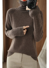 Yiva | Damen Elegante Rollkragenpullover | Strick in Braun