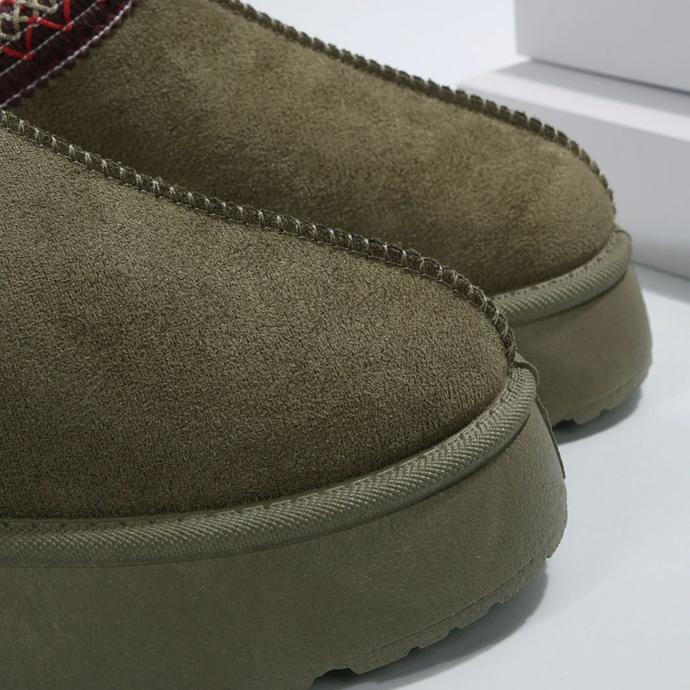 Reina | Damen Moderne Hausschuhe | Bequem