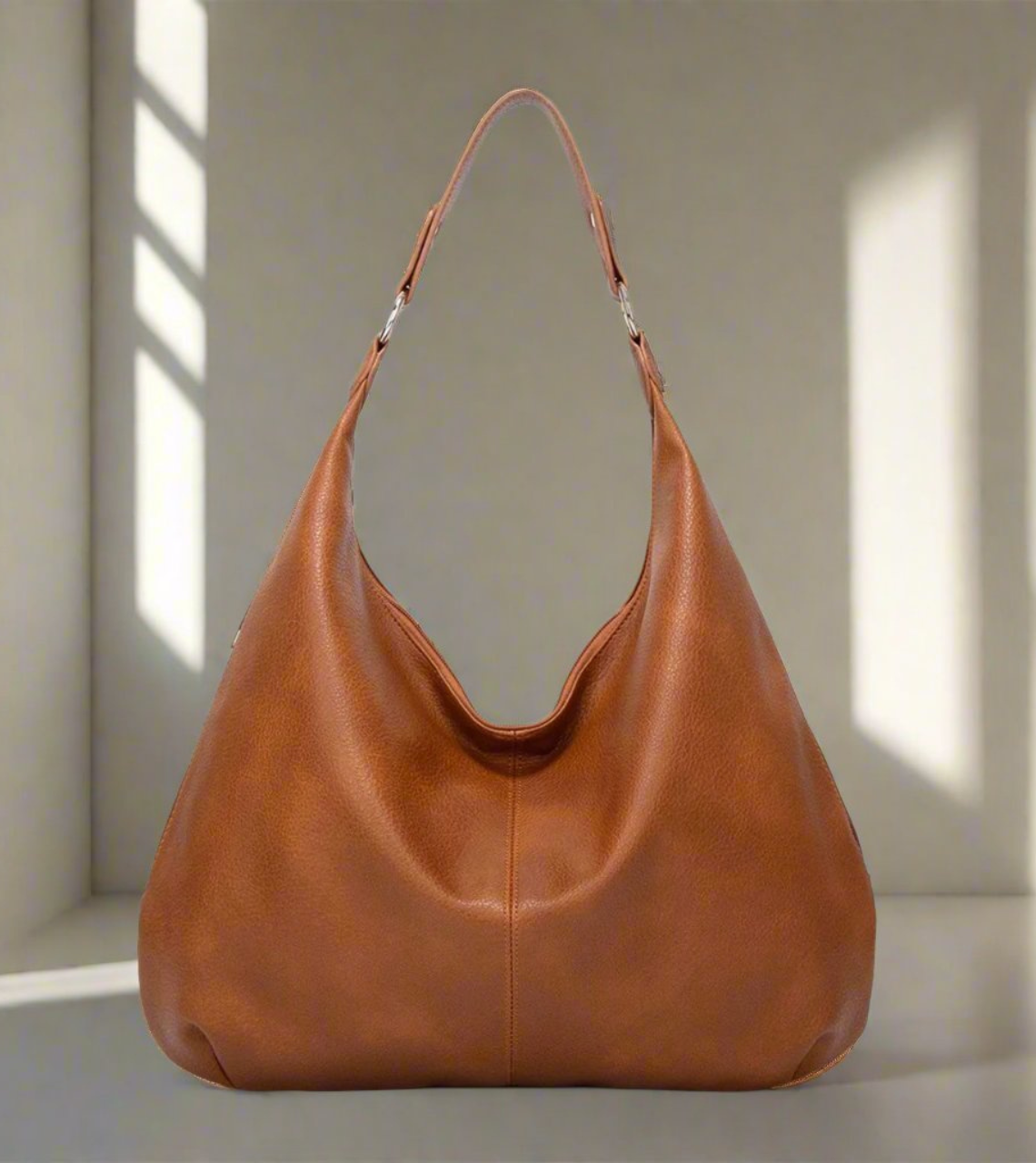 Lily | Umhängetasche Damen Groß | Schwarz