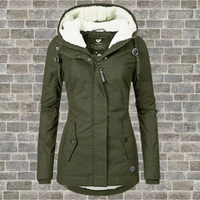 Vika | Damen Lange Winterjacke | mit Kapuze in Armeegrün