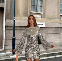 Nora | Damen Kurzes Pailletten Cocktailkleid mit Trompetenärmeln in Silber