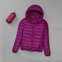 Glenda | Leichte Steppjacke Damen| Daunenjacke Kurz in Lila