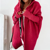 Seraphina | Damen Lange Strickweste | Winter in Rot