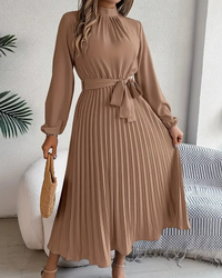 Damen plissiertes Kleid mit langen Ärmeln | Midi in Khaki