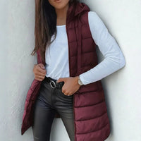 Frieda | Damen Puffer Weste mit Kapuze Ärmellose Lange Steppweste in Kastanienbraun