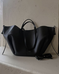Carmen | Damen Schwarz Umhängetasche | Handtasche in Schwarz