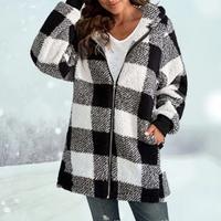 Karla | Damen Warme Winterjacke | Lange in Schwarz