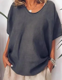 Elske | Damen Oversized T-Shirt | Weiß in Schwarz