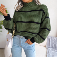 Zelda | Damen Weißer Rollkragenpullover | Strick in Grün
