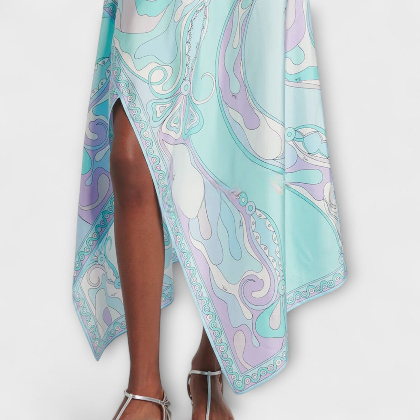 Everly - Set aus Neckholder-Top und asymmetrischem Midi-Rock