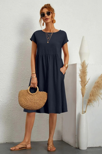 Elegantes Damen Sommerkleid mit Tasche | Midi in Marineblau