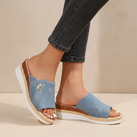 Talia | Komfortable Sandale mit Riemen-Design in Blau (Fast ausverkauft)
