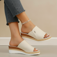 Talia | Komfortable Sandale mit Riemen-Design in Weiß