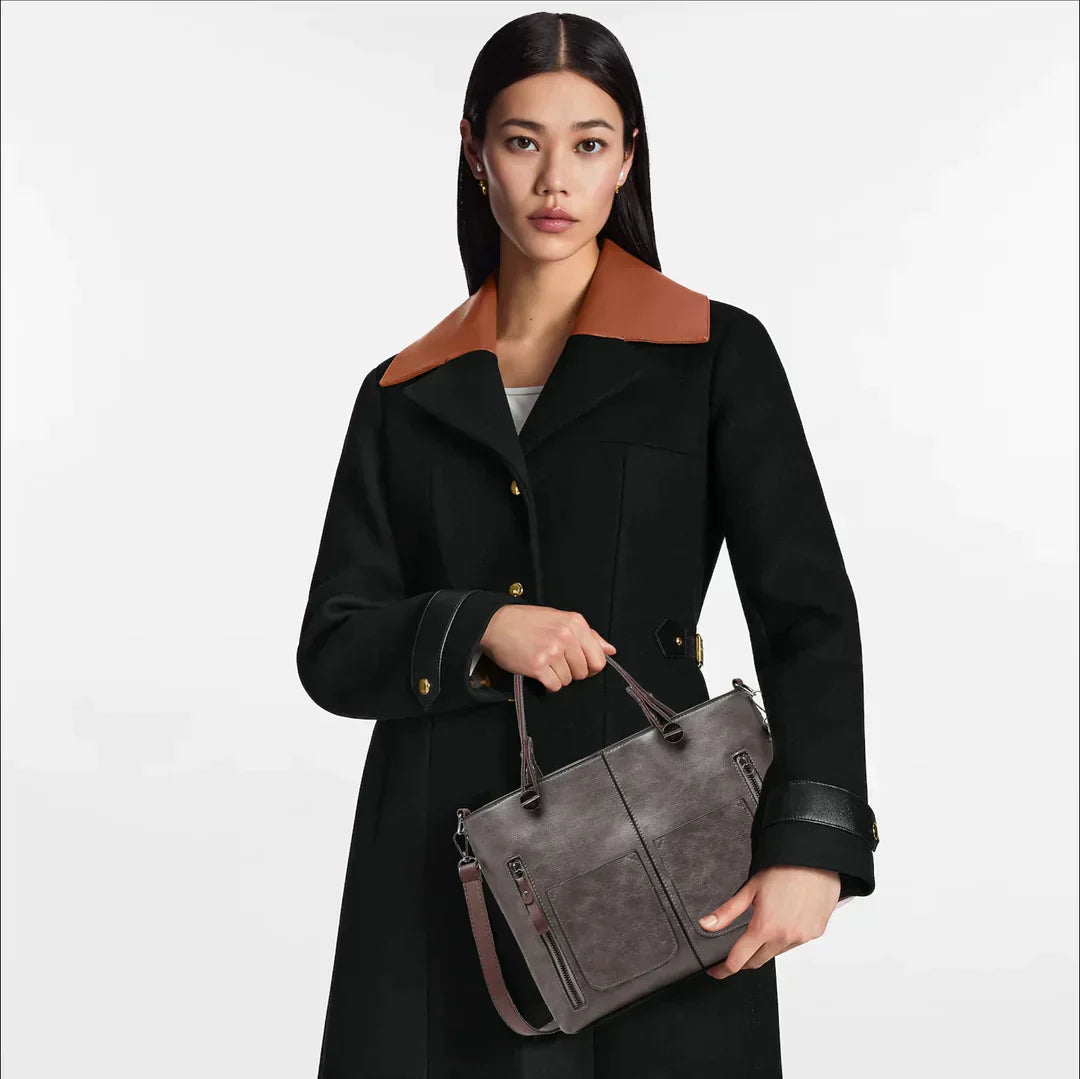 Elegante Handtasche aus hochwertigem pflanzlich gegerbtem Leder mit doppelten Fächern und Vintage-Charme