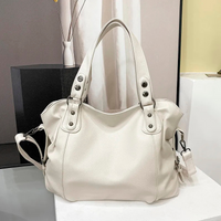 Ronalyn | Damen Groß Umhängetasche | Beige in Weiß