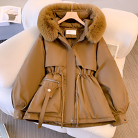 Juana – Eleganter Wintermantel in Braun