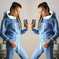 Blau