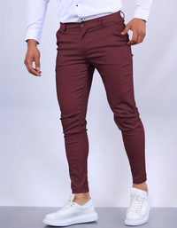 Waldo | Herren Slim Fit Hose | Schwarz in Burgunderrot