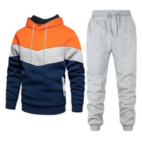 Bolton | Herren Weiß Trainingsanzug | Komplette Outfit in Marineblau