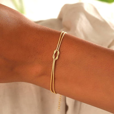Minimalistische Knotenarmband – Elva