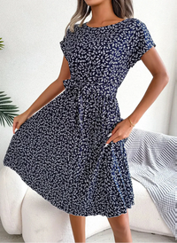 Lilienne | Schickes Sommerkleid in Dunkelblau